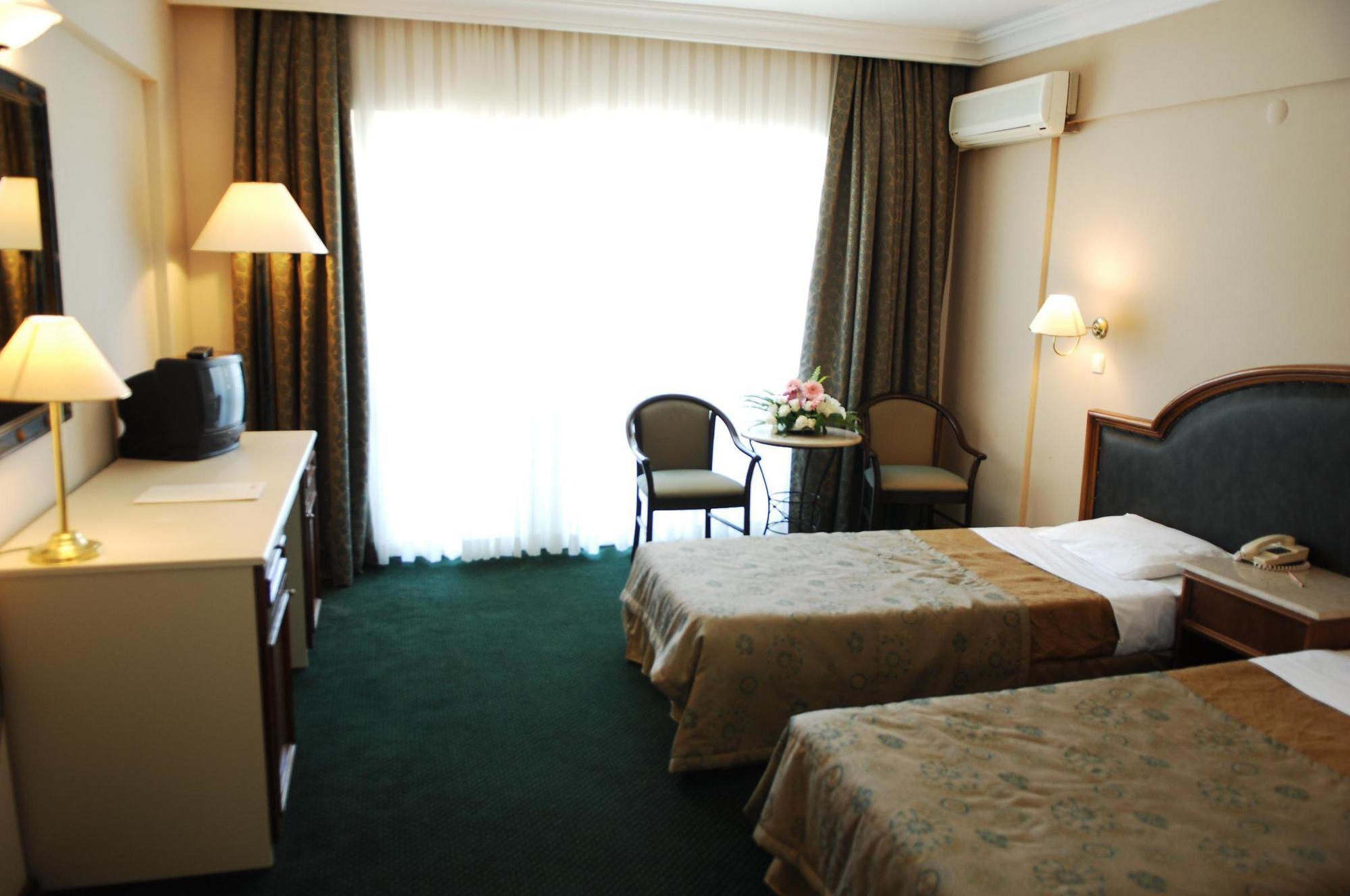 La Santa Maria Hotel Kusadasi Exterior photo